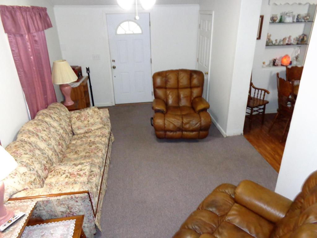 2859 CARLEON RD, Jacksonville, FL 32218