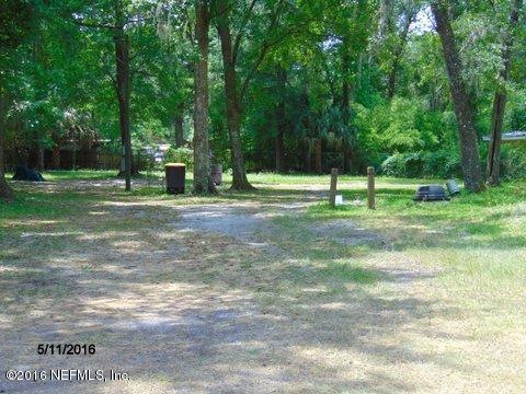 8562 DAVIS RD, Jacksonville, FL 32219