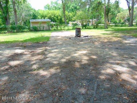 8562 DAVIS RD, Jacksonville, FL 32219
