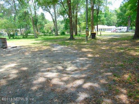 8562 DAVIS RD, Jacksonville, FL 32219