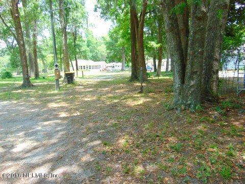 8562 DAVIS RD, Jacksonville, FL 32219