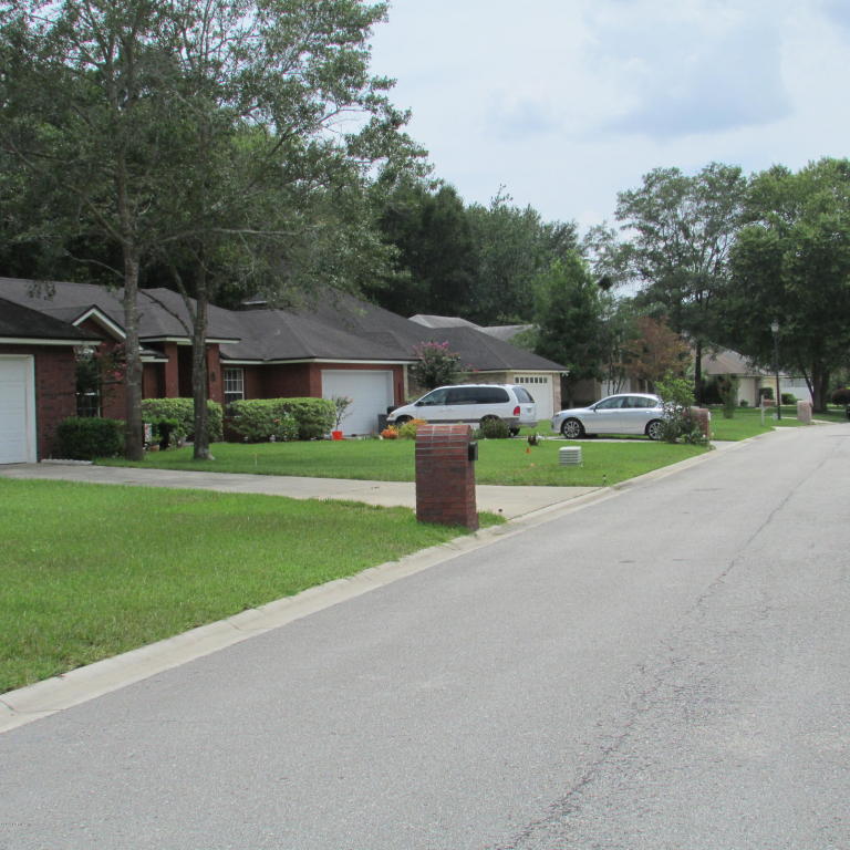 9033 COUNTRY MILL LN, Jacksonville, FL 32222