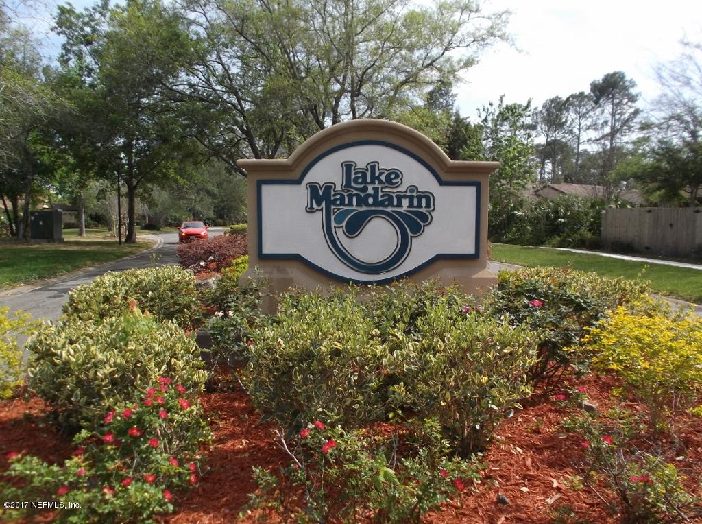 11167 STOWE COTTAGE LN, Jacksonville, FL 32223