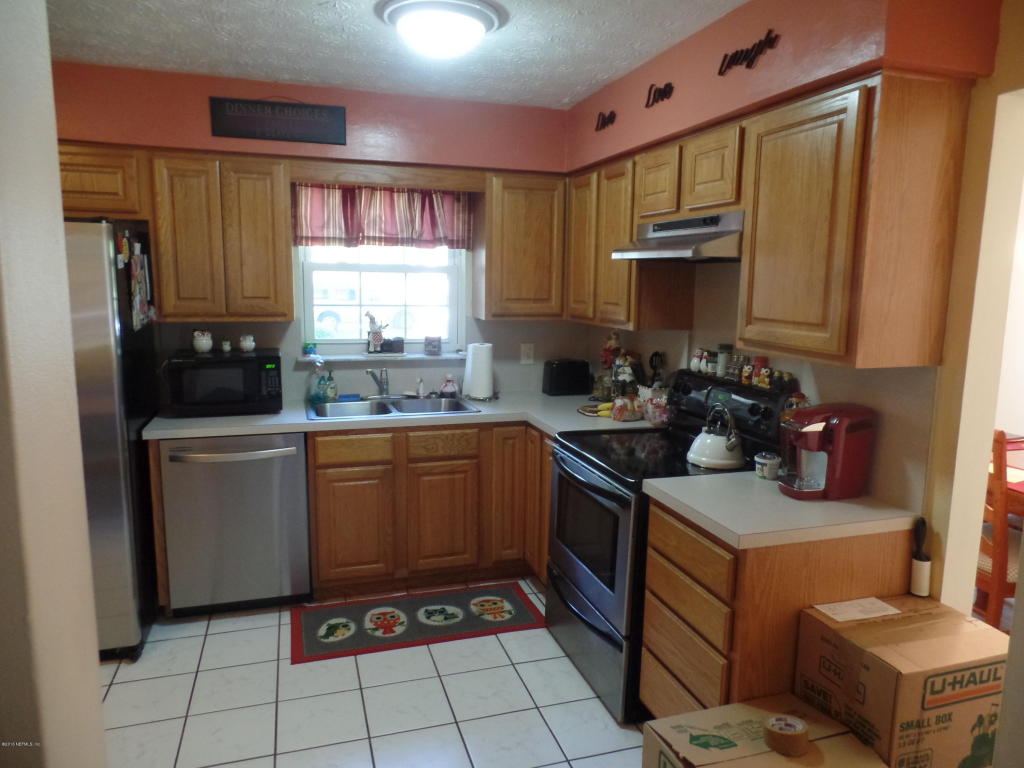 1408 EVANS LN, Jacksonville, FL 32223