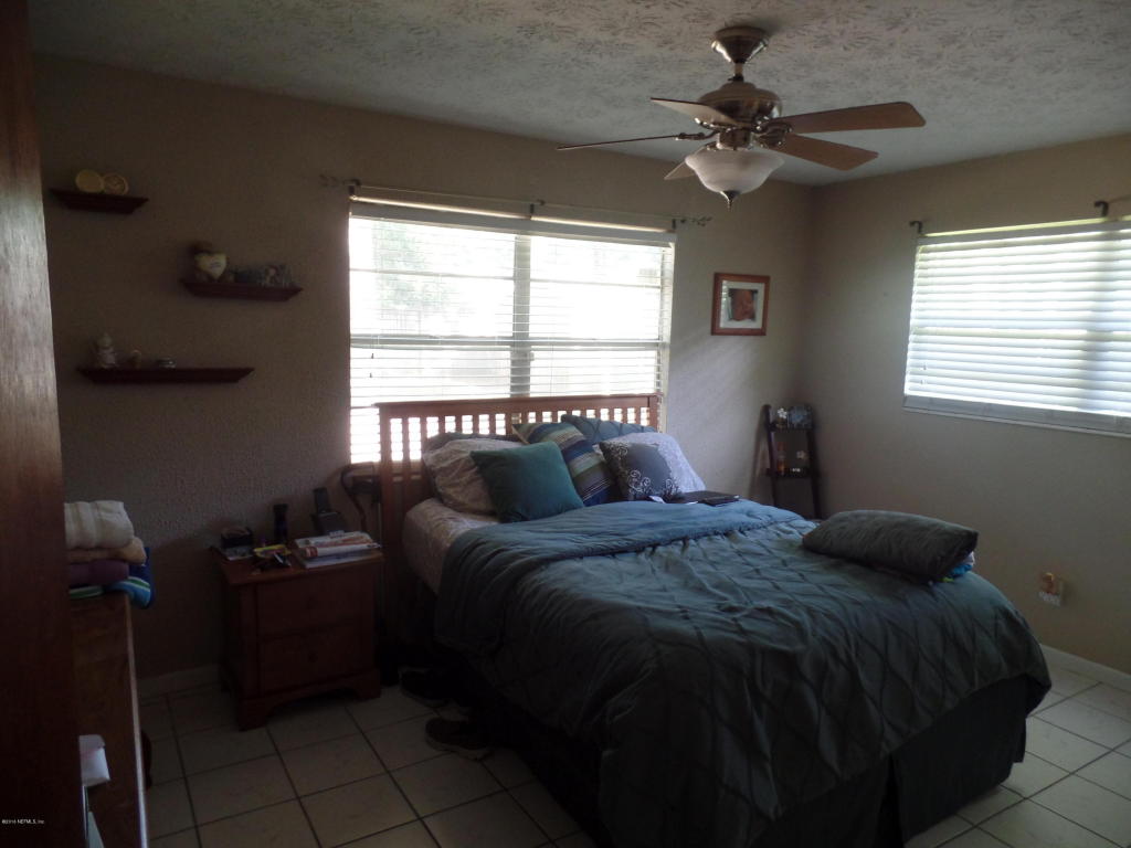 1408 EVANS LN, Jacksonville, FL 32223