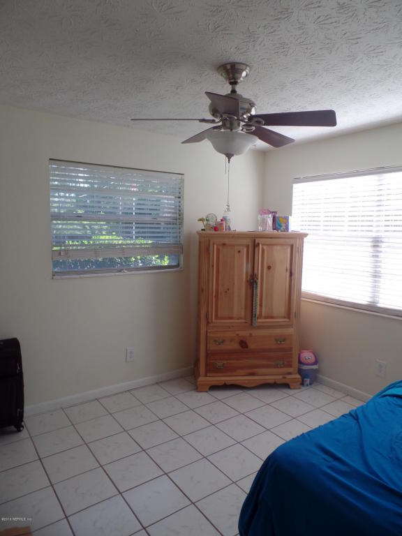 1408 EVANS LN, Jacksonville, FL 32223