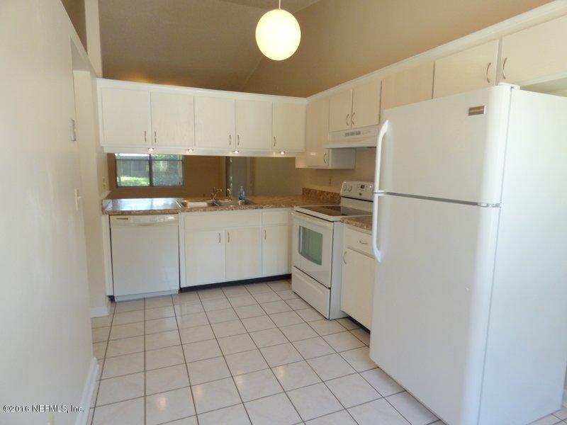 3392 EXCALIBUR WAY, Jacksonville, FL 32223