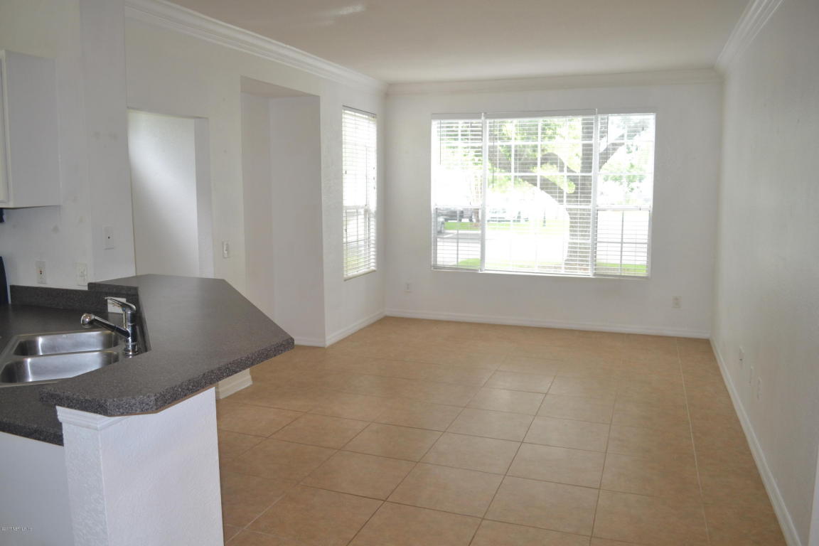 13703 RICHMOND PARK DR North, Jacksonville, FL 32224