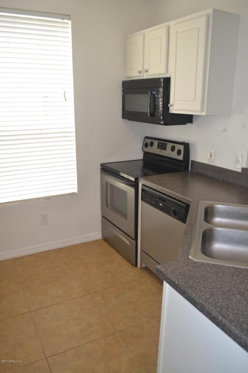 13703 RICHMOND PARK DR North, Jacksonville, FL 32224