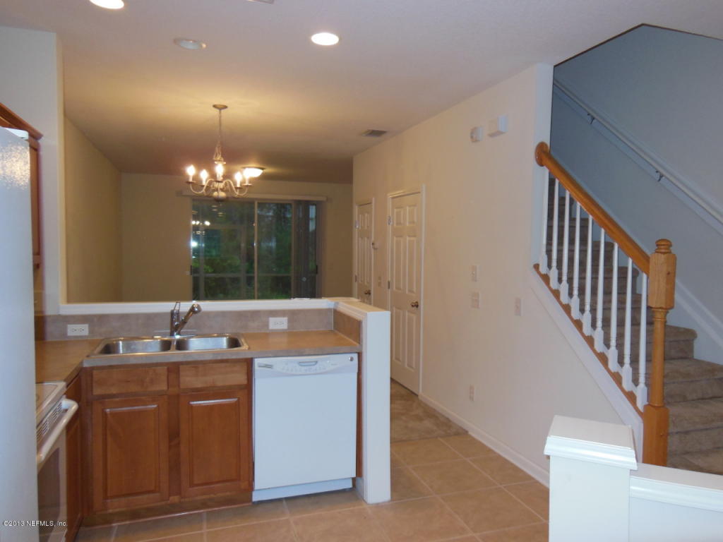 3504 SUMMERLIN LN, Jacksonville, FL 32224