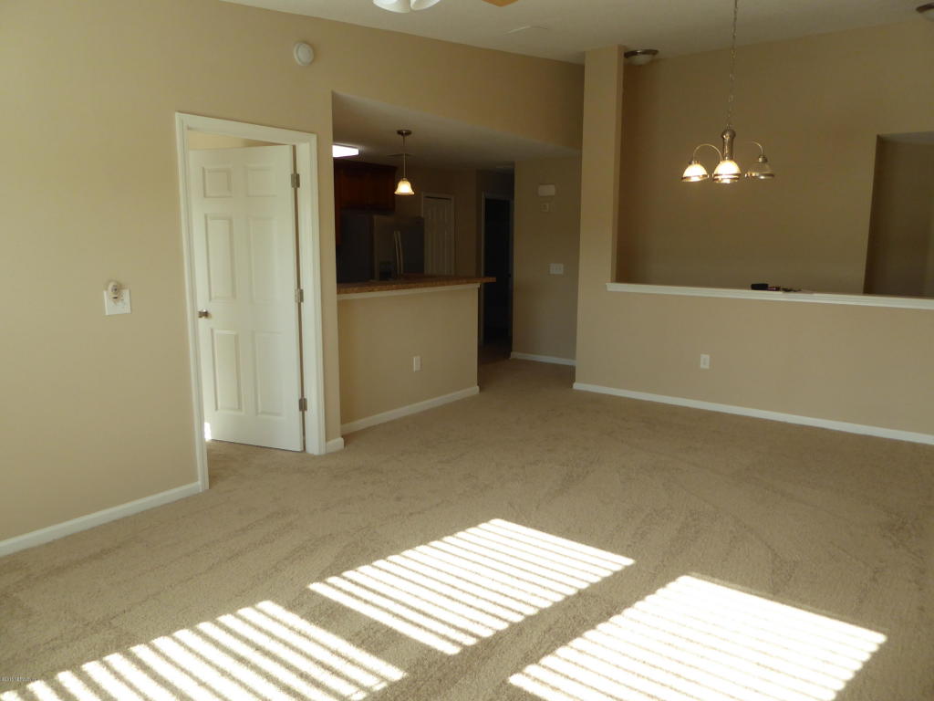 3303 TAPERED BILL DR, Jacksonville, FL 32224