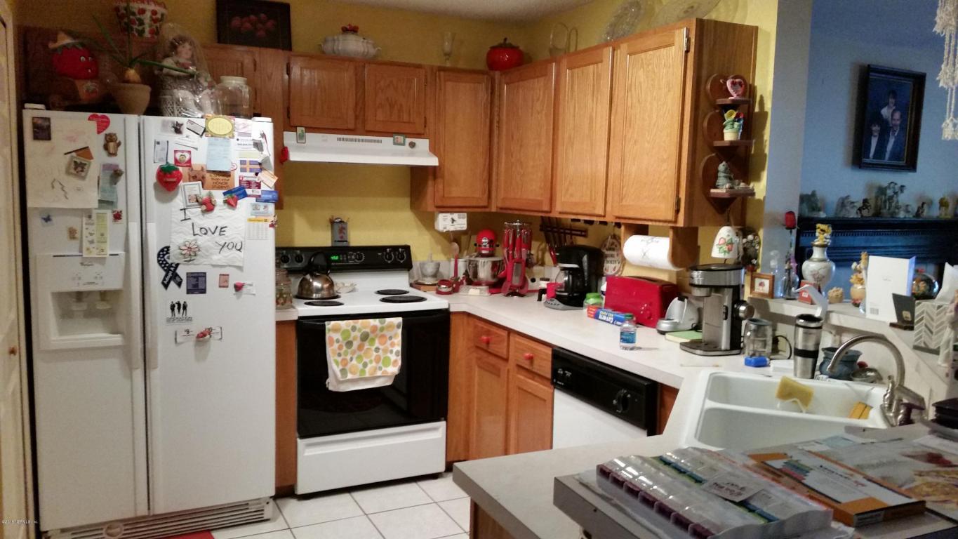 13715 RICHMOND PARK DR North #101, Jacksonville, FL 32224
