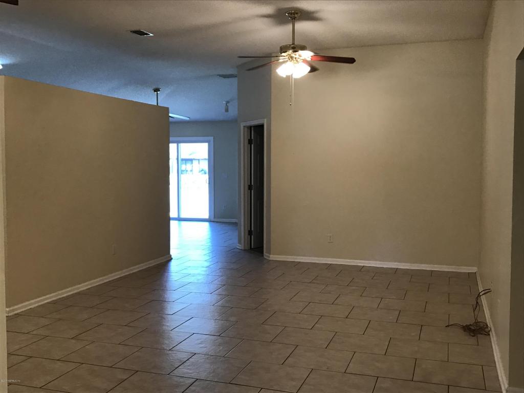 12559 FALLOHIDE LN, Jacksonville, FL 32225