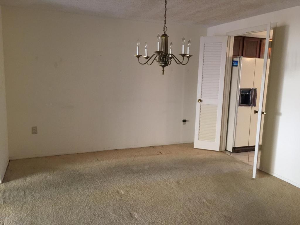 373 GREENCASTLE DR, Jacksonville, FL 32225