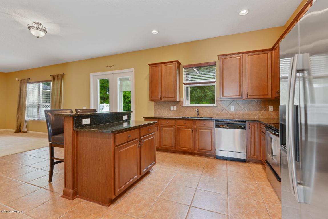 559 ROSERUSH LN, Jacksonville, FL 32225