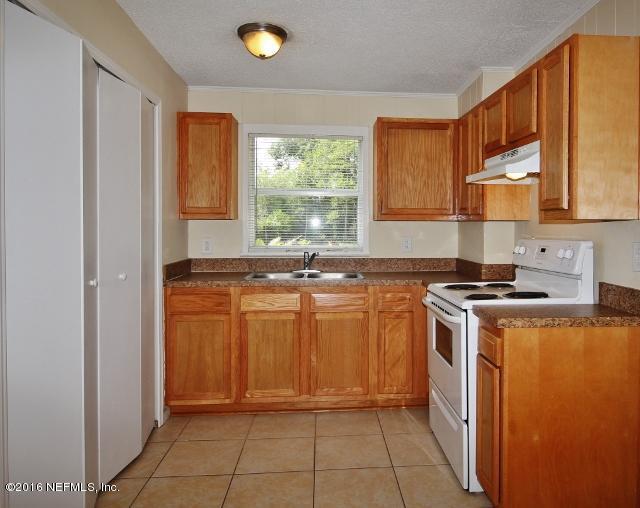 565 BROOKVIEW DR North, Jacksonville, FL 32225