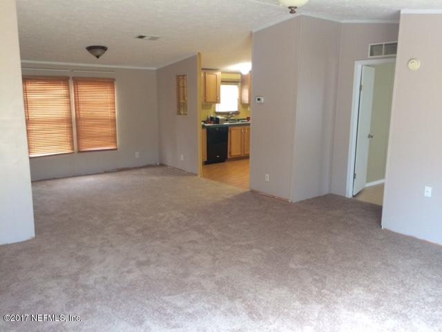 5327 ISLAND LAKE DR, Jacksonville, FL 32226