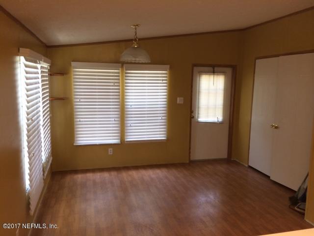5327 ISLAND LAKE DR, Jacksonville, FL 32226