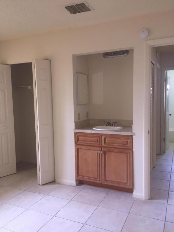 2606 QUAD CT, Jacksonville, FL 32233