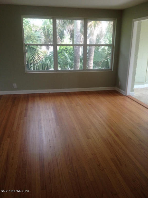 1087 BEACH AVE, Atlantic Beach, FL 32233