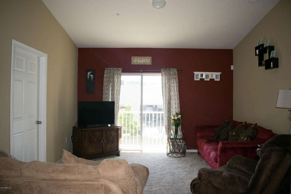 6925 ORTEGA WOODS DR, Jacksonville, FL 32244
