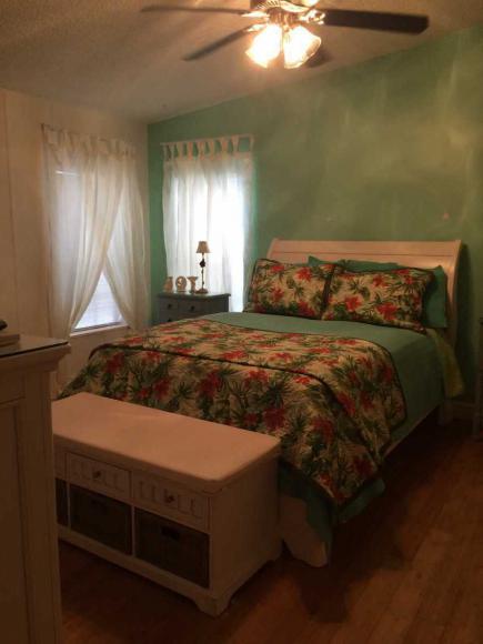 Orange Park North Mobile Home Park 5400 Collins RoadJacksonville, FL 32244