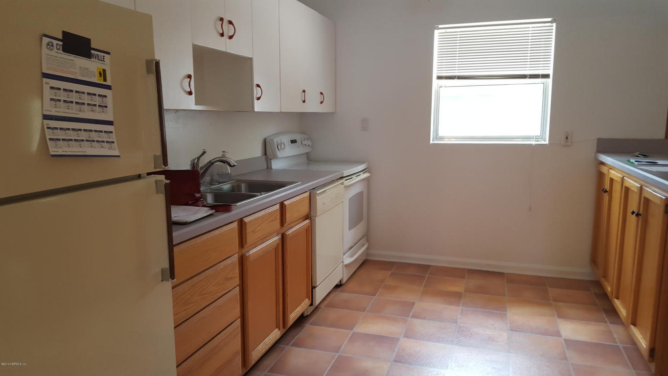 5234 ANCHOR AVE, Jacksonville, FL 32244