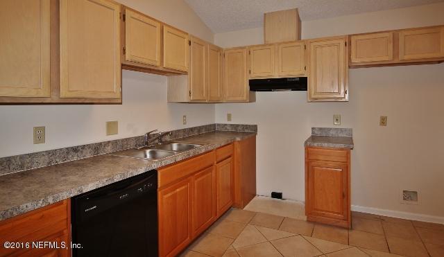 5050 KNIGHTSBRIDGE CIR North, Jacksonville, FL 32244