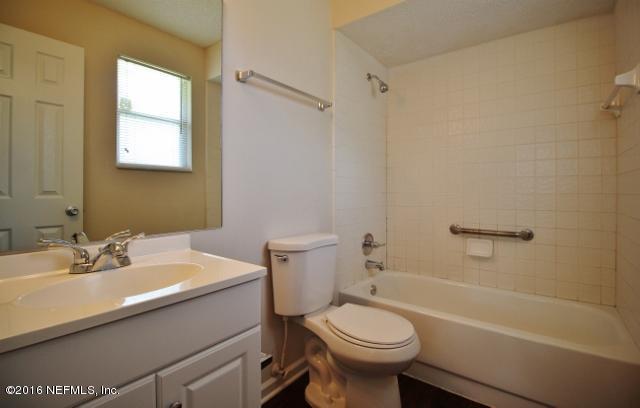 5050 KNIGHTSBRIDGE CIR North, Jacksonville, FL 32244