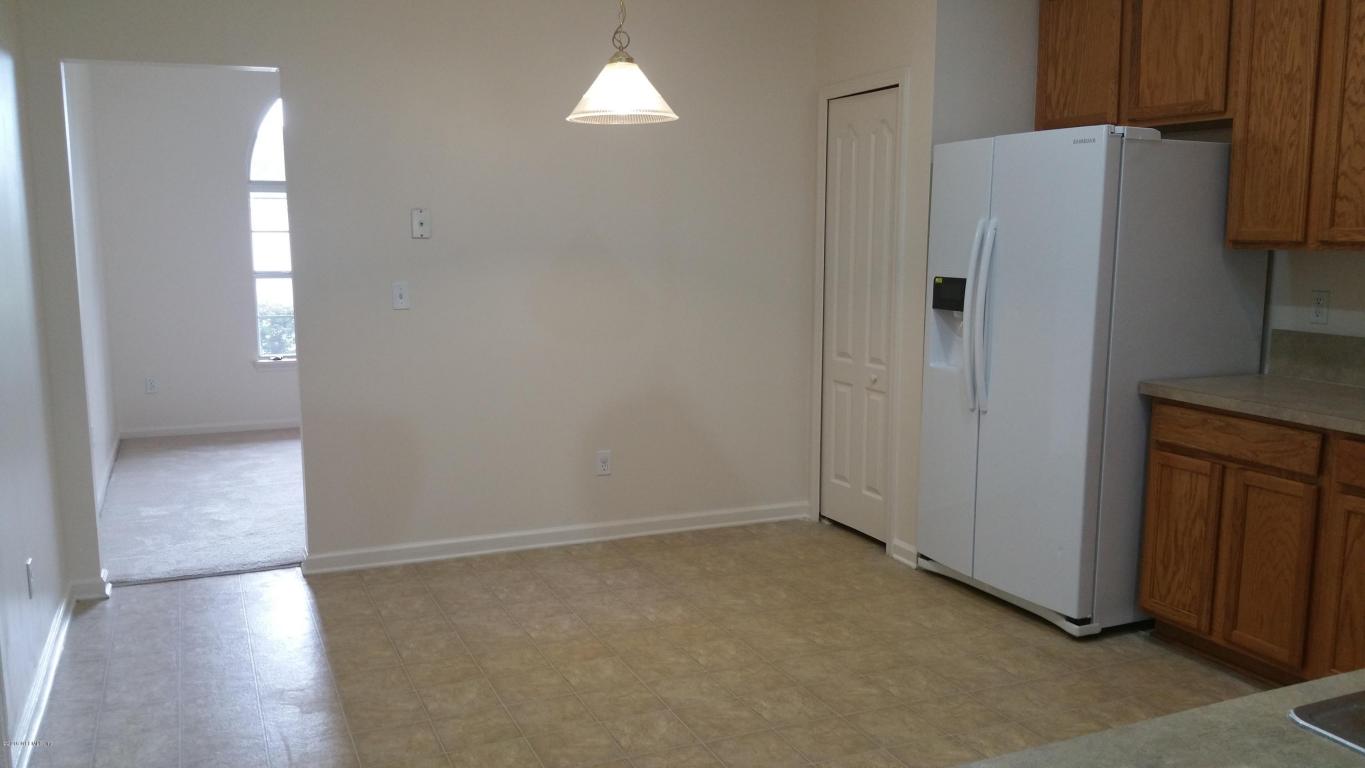 6401 SKYLER JEAN DR, Jacksonville, FL 32244