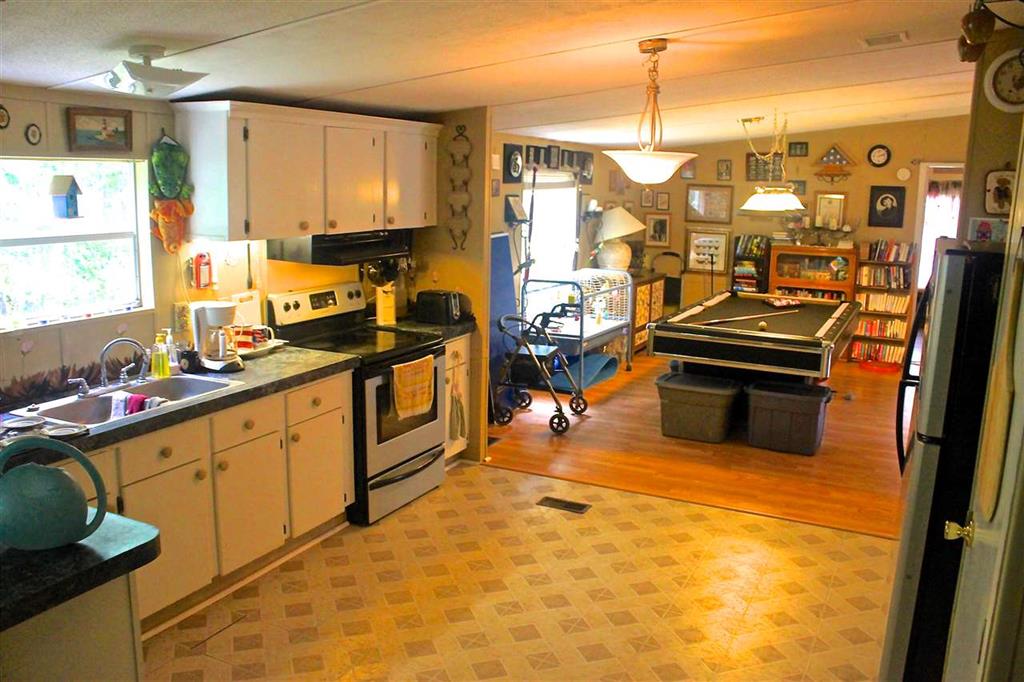 5863 Collins Road, Jacksonville, FL 32244