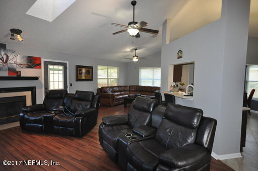 2027 ST MARTINS DR East, Jacksonville, FL 32246