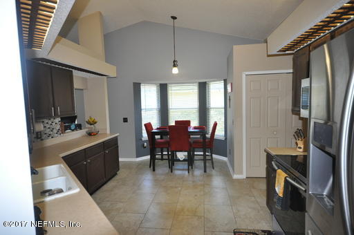 2027 ST MARTINS DR East, Jacksonville, FL 32246