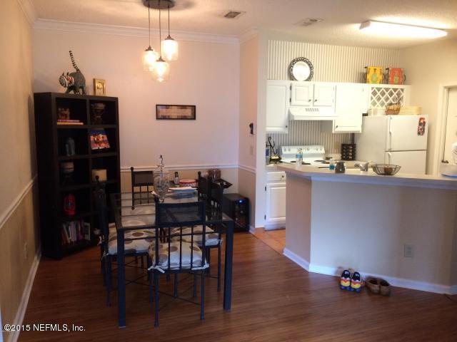 10000 GATE PKWY North, Jacksonville, FL 32246