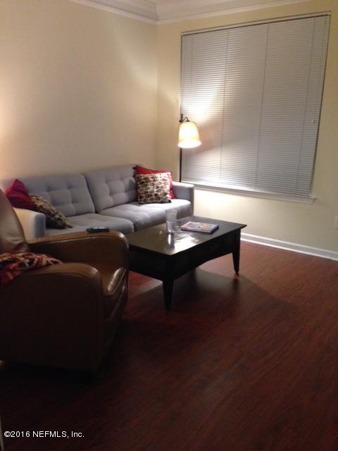 10435 MIDTOWN PKWY, Jacksonville, FL 32246