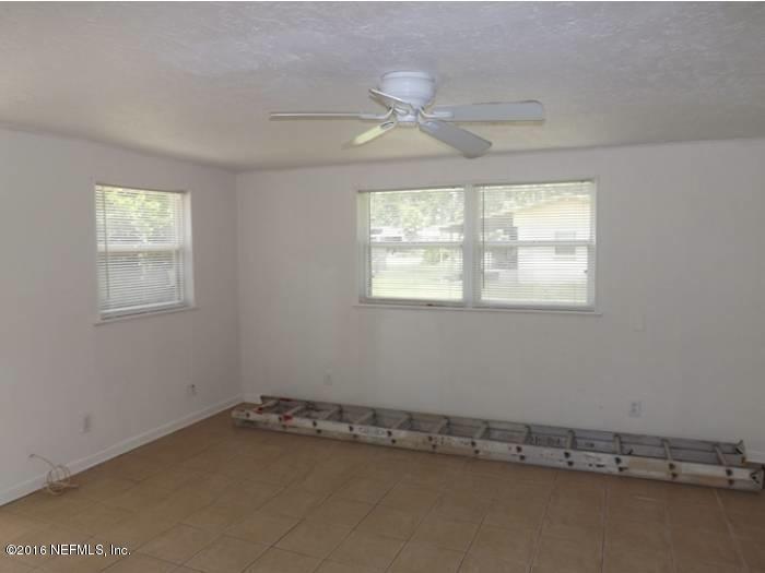 11949 WALLE DR, Jacksonville, FL 32246