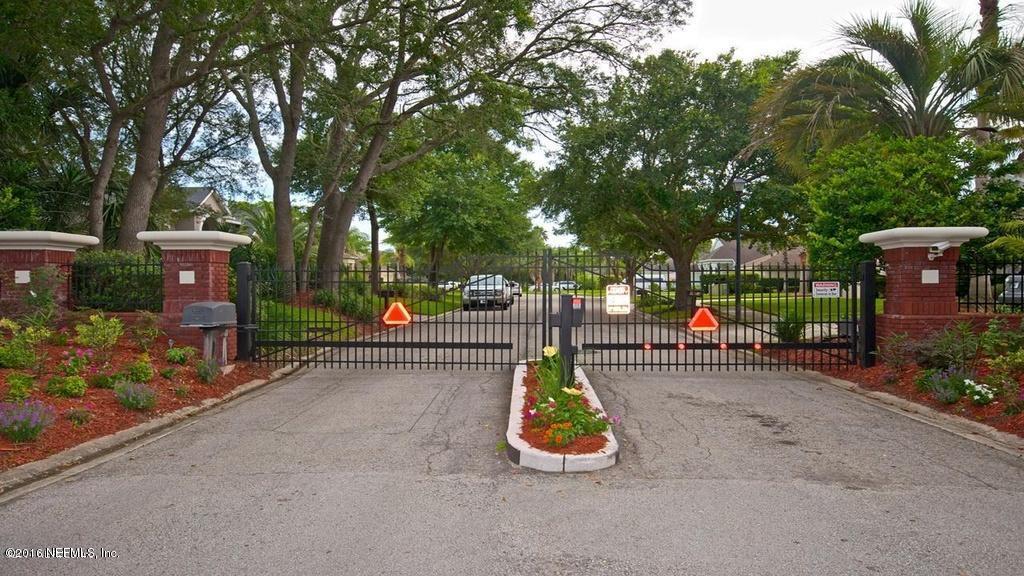 4371 SEABREEZE DR, Jacksonville, FL 32250