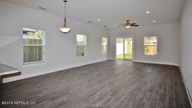 813 2ND AVE South, Jacksonville Beach, FL 32250