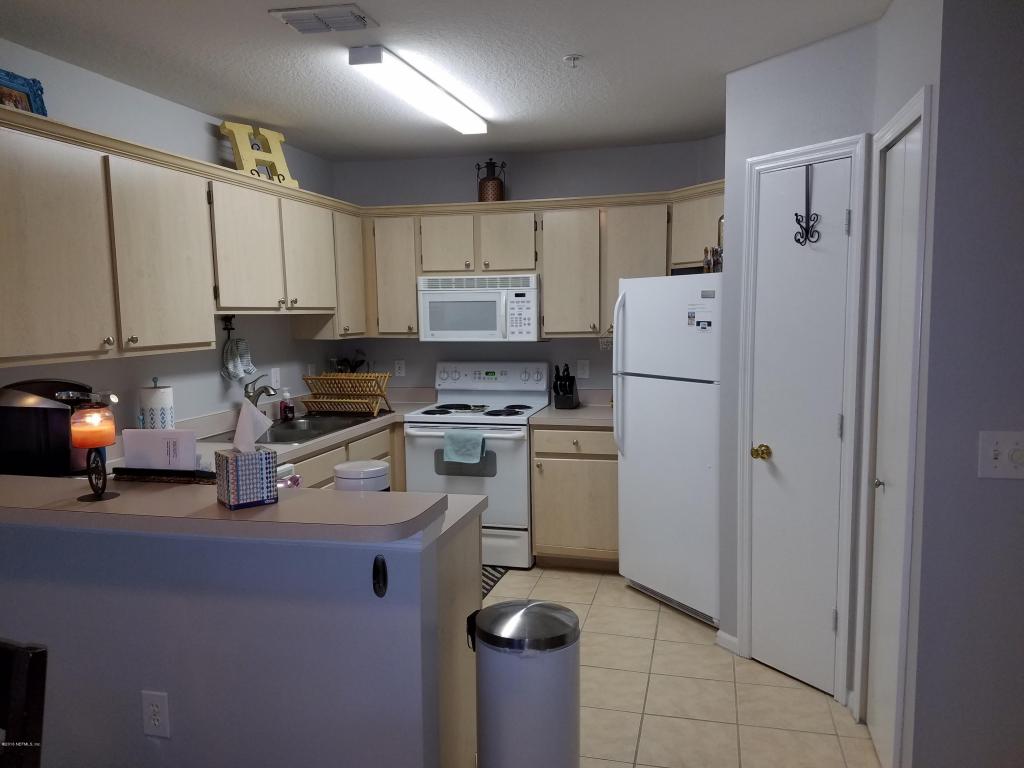 1655The Greens Way, Jacksonville, FL 32250