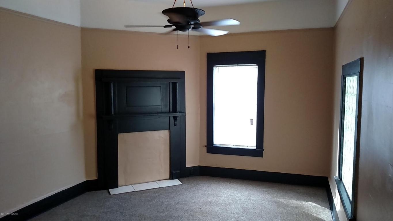2948 SPENCER ST, Jacksonville, FL 32254