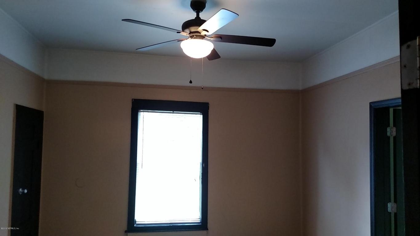 2948 SPENCER ST, Jacksonville, FL 32254