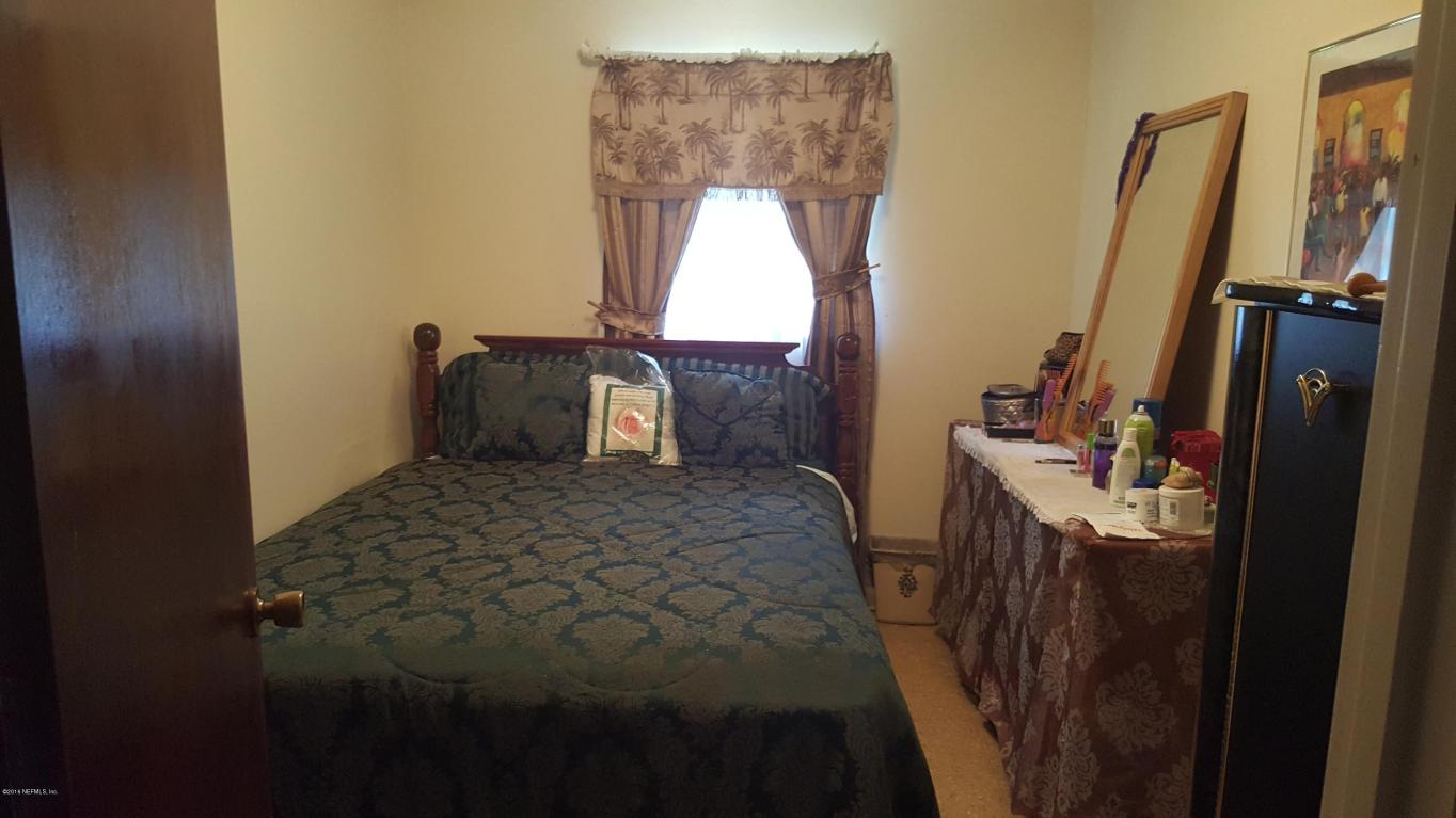 3025 5TH ST West, Jacksonville, FL 32254