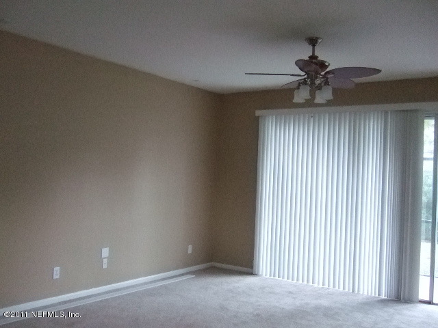 7478 SCARLET IBIS LN, Jacksonville, FL 32256