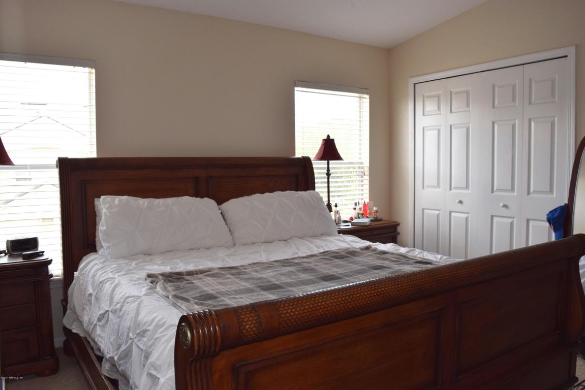 7067 DEER LODGE CIR, Jacksonville, FL 32256