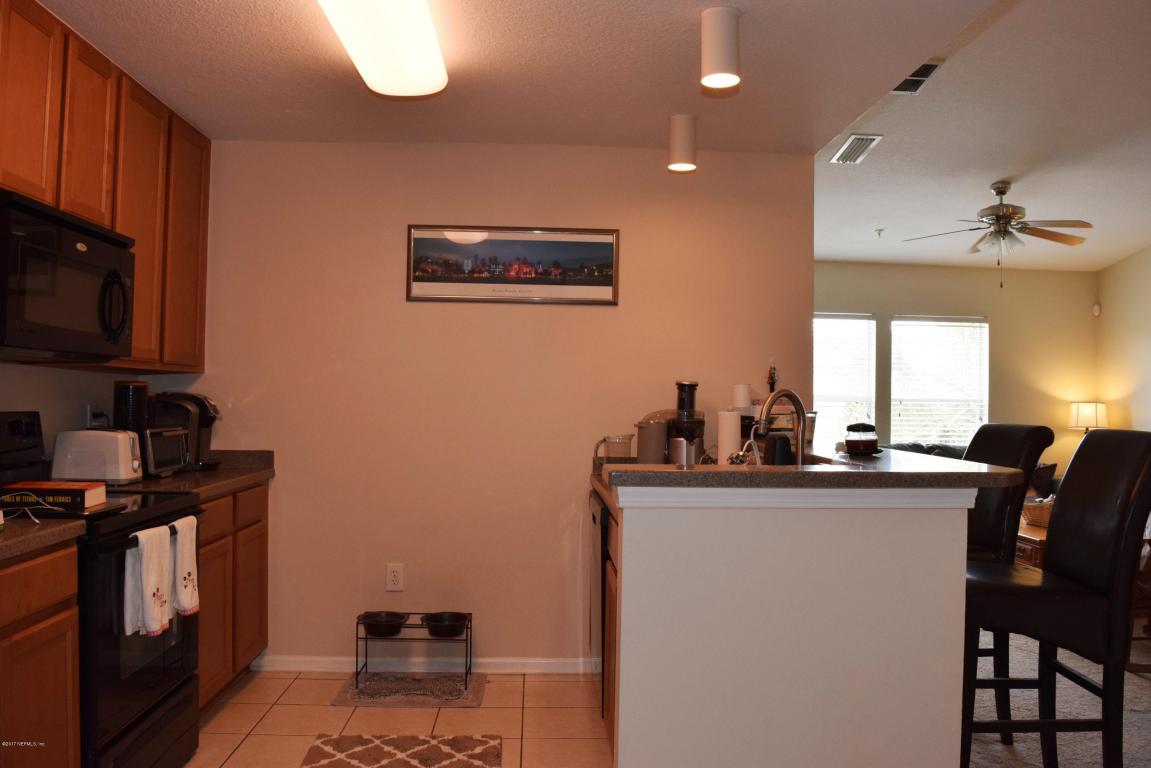 7067 DEER LODGE CIR, Jacksonville, FL 32256