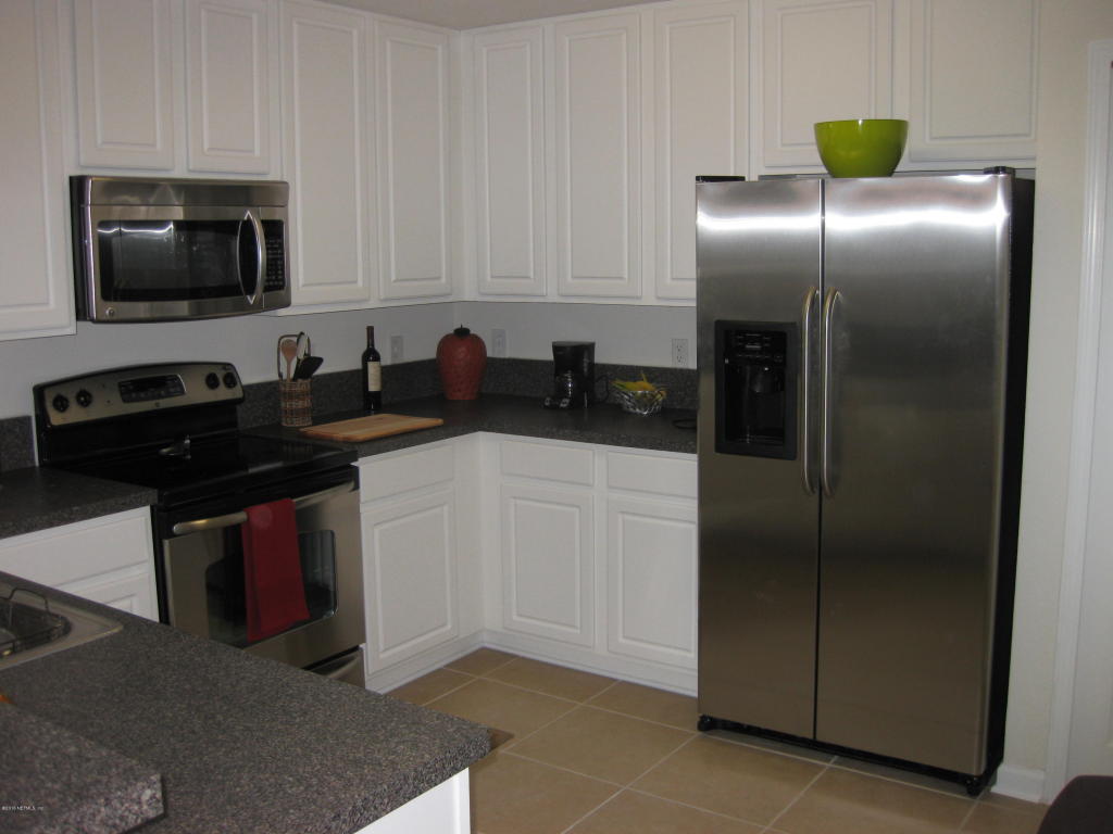 8192 CABIN LAKE CIR, Jacksonville, FL 32256