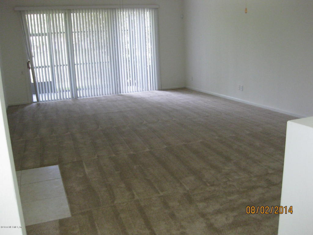 7560 SCARLET IBIS LN, Jacksonville, FL 32256