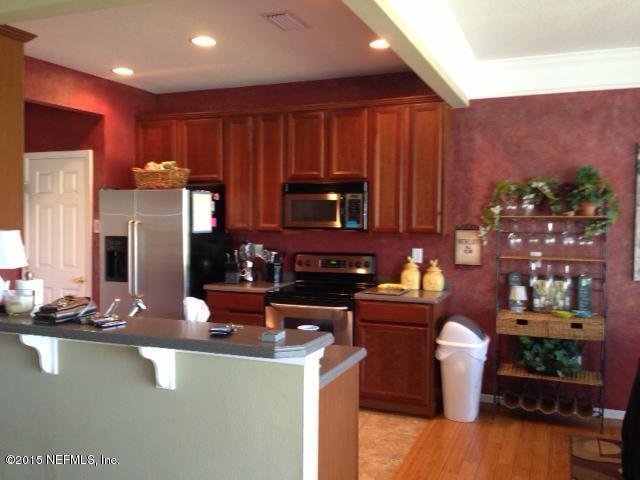 11040 CASTLEMAIN CIR East, Jacksonville, FL 32256