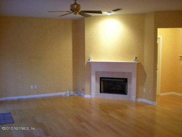 11083 TURNBRIDGE DR, Jacksonville, FL 32256