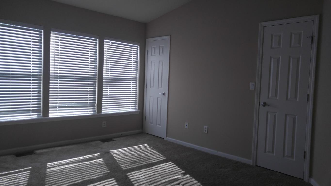 8093 SUMMERSIDE CIR, Jacksonville, FL 32256